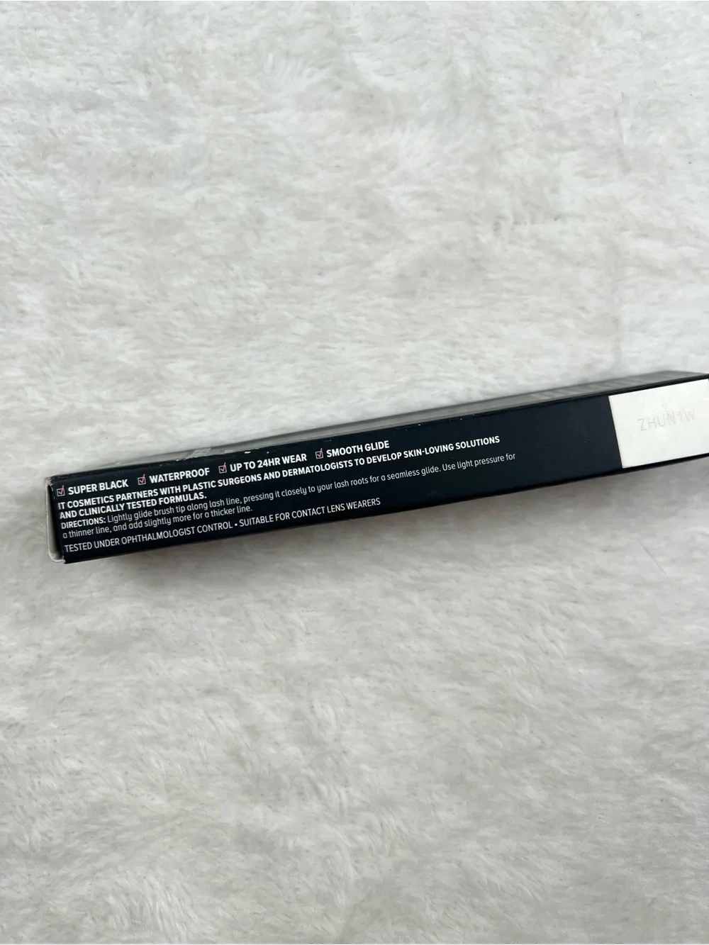 IT Cosmetics Superhero Liner Waterproof Easy Glide Liquid Eyeliner Super Black